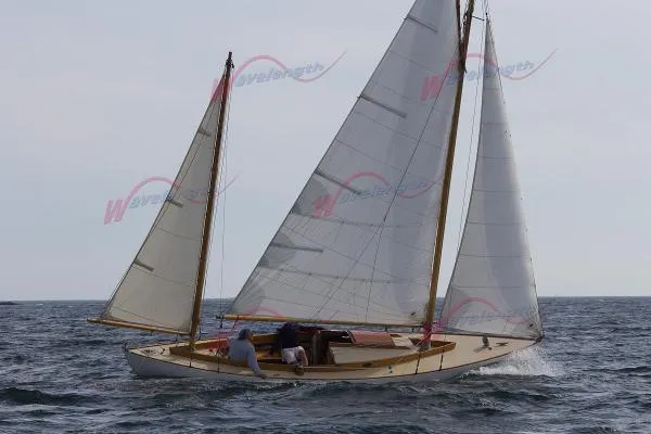 Slide: The Image of Gannon & Benjamin Tern Class Rozinante 2001 - 3