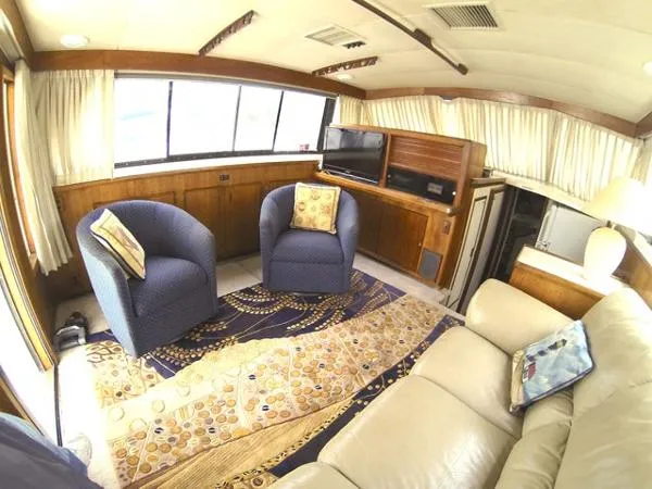 Slide: The Image of Bertram 42 Convertible 1986 - 3