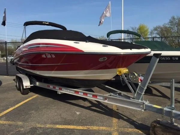 Slide: The Image of Sea Ray 240 Sundeck with Trailer - Certified Preowned 2011 - 4