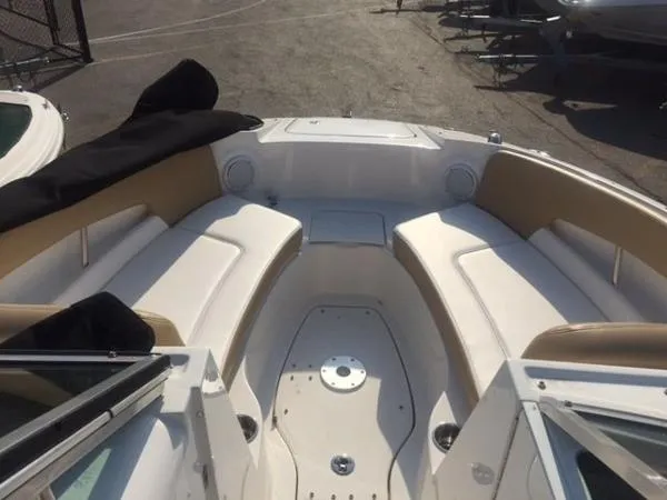 Slide: The Image of Sea Ray 240 Sundeck with Trailer - Certified Preowned 2011 - 6