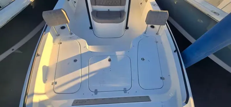 Slide: The Image of Sea Hunt BX 25 FS 2026 - 7