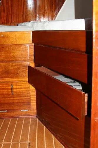 Slide: The Image of Hatteras 36 Sportfish 1969 - 10