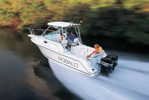 Slide: The Image of Robalo 2640 Walkaround 1999 - 11