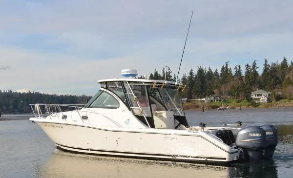 Slide: The Image of Pursuit 3370 Offshore 2005 - 1