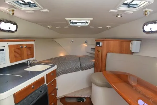 Slide: The Image of Pursuit 3370 Offshore 2005 - 2