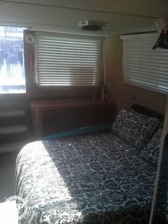 Slide: The Image of Chris-Craft 45 Aqua-Home 1984 - 9