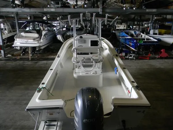 Slide: The Image of Parker Marine 2300 Center Console 2014 - 6