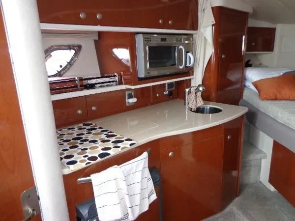 Slide: The Image of Sea Ray 330/310 Sundancer AXIUS 2009 - 6