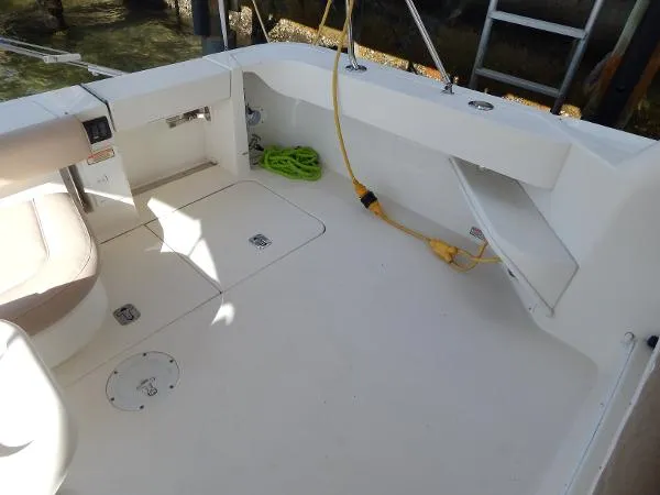 Slide: The Image of Sea Ray 340 Amberjack 2001 - 10
