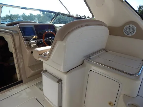 Slide: The Image of Sea Ray 340 Amberjack 2001 - 2