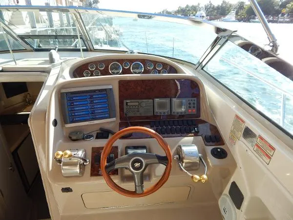 Slide: The Image of Sea Ray 340 Amberjack 2001 - 3