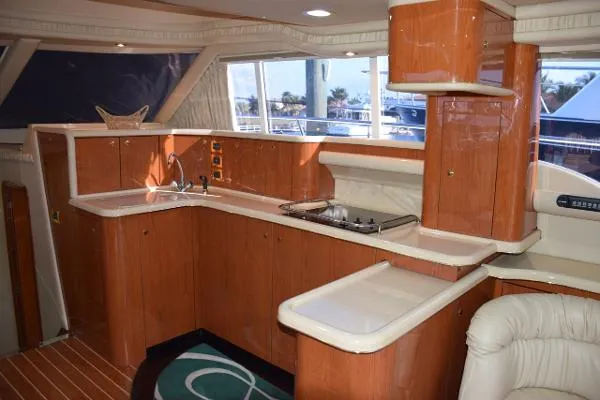 Slide: The Image of Sea Ray 480 Sedan Bridge 2000 - 3