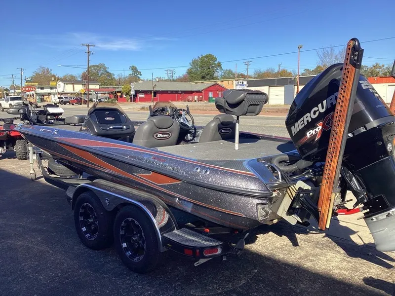 Slide: The Image of Triton 21 TRX Patriot ELITE 2018 - 2