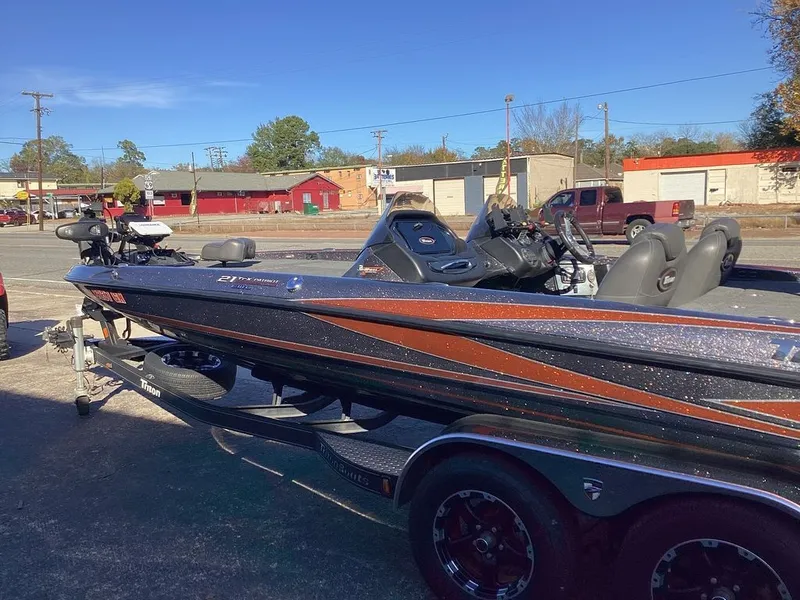 Slide: The Image of Triton 21 TRX Patriot ELITE 2018 - 27