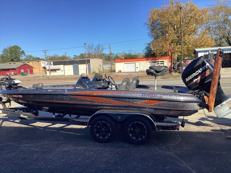 Slide: The Image of Triton 21 TRX Patriot ELITE 2018 - 3