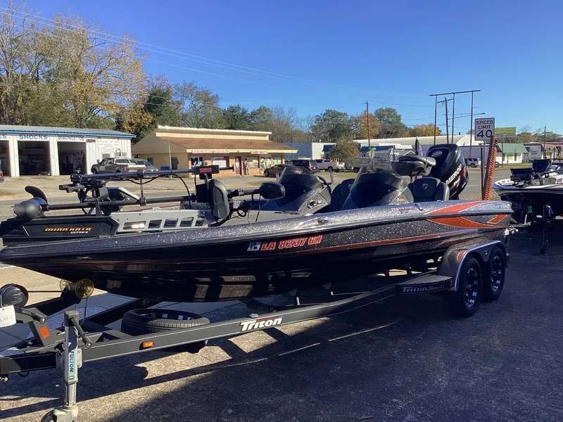 Slide: The Image of Triton 21 TRX Patriot ELITE 2018 - 4