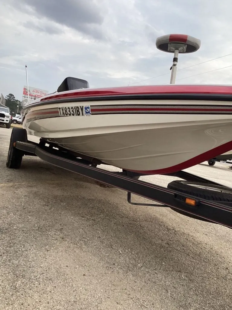 Slide: The Image of Skeeter ZX200 2013 - 12