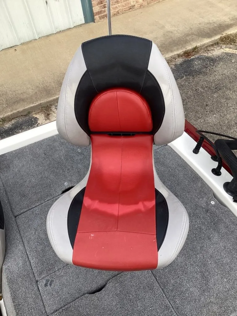 Slide: The Image of Skeeter ZX200 2013 - 22