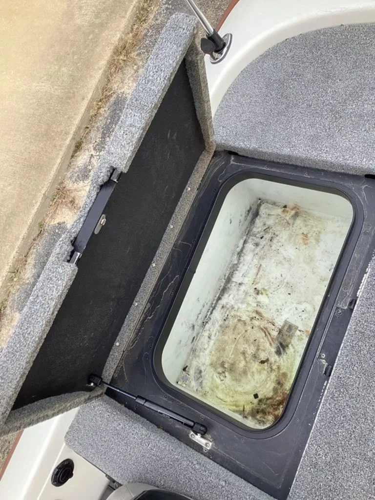 Slide: The Image of Skeeter ZX200 2013 - 24