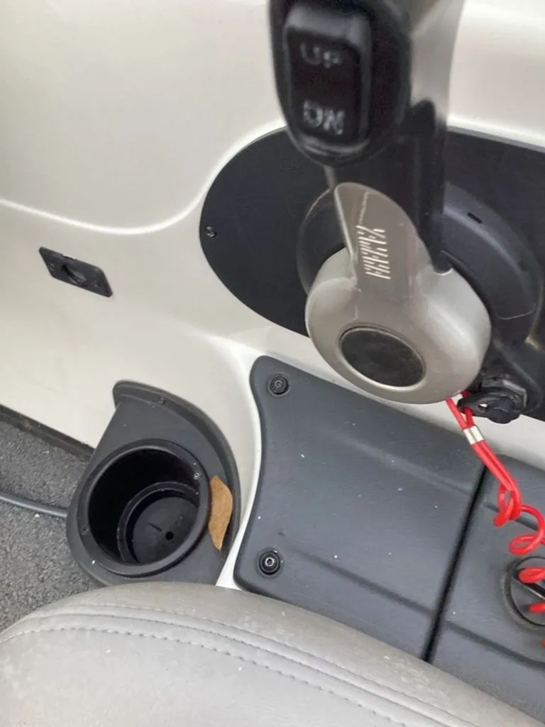 Slide: The Image of Skeeter ZX200 2013 - 27