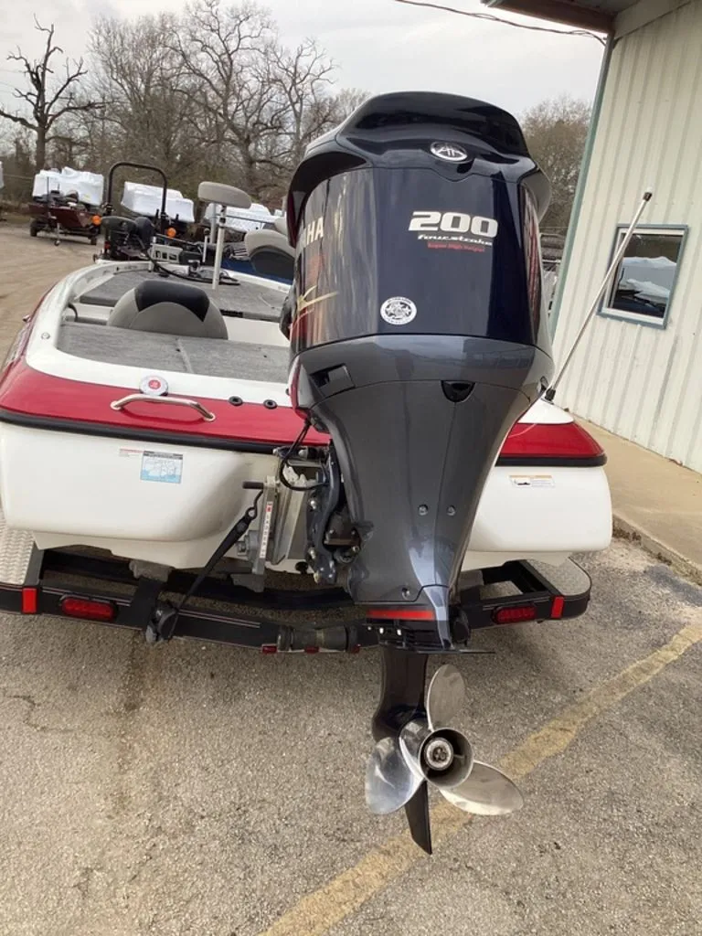 Slide: The Image of Skeeter ZX200 2013 - 45