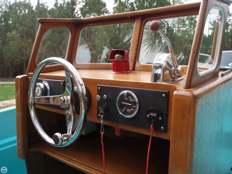 Slide: The Image of Boston Whaler 16 Nauset Classic 1962 - 3