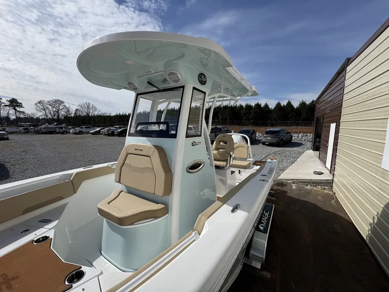 Slide: The Image of Sea Pro 245FLX R 2026 - 7