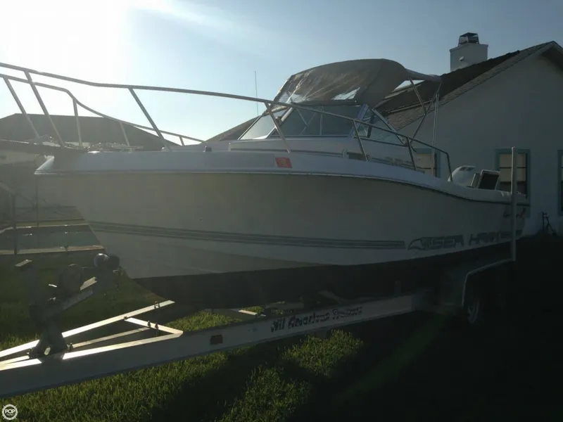 Slide: The Image of Chris-Craft 215 Sea-Hawk with Bracket 1989 - 1