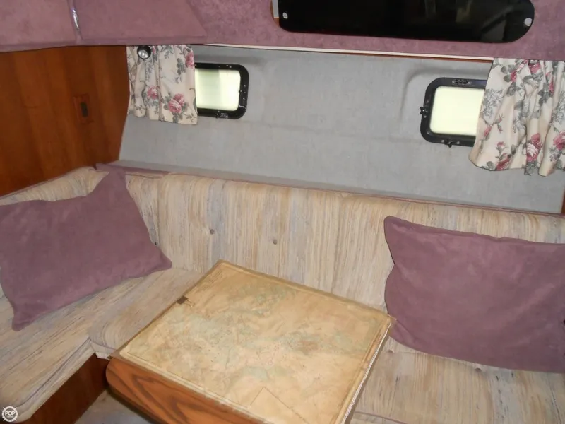 Slide: The Image of Cruisers 3270 Esprit 1986 - 11