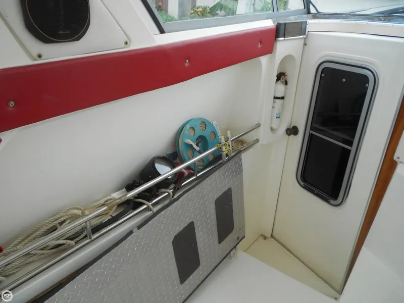 Slide: The Image of Cruisers 3270 Esprit 1986 - 7