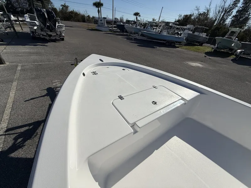 Slide: The Image of Sea Pro 172 Bay 2026 - 9