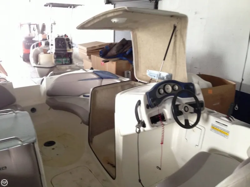 Slide: The Image of Sea-Doo Islandia 2001 - 4