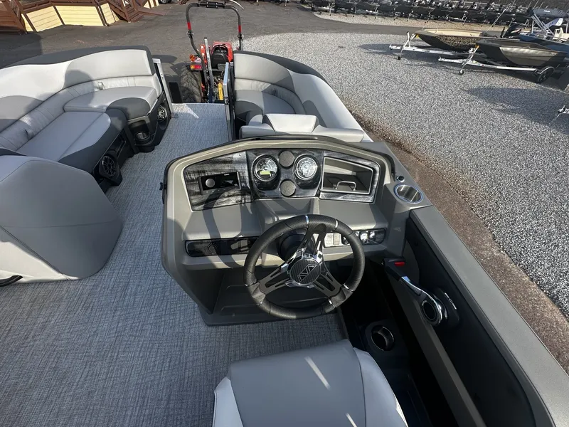 Slide: The Image of Avalon LSZ Quad Lounge - 25' 2026 - 2