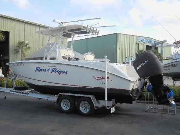 Slide: The Image of Boston Whaler 240 Outrage 2006 - 2