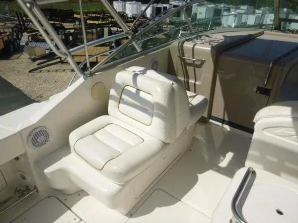 Slide: The Image of Sea Ray Amberjack 290 2000 - 6