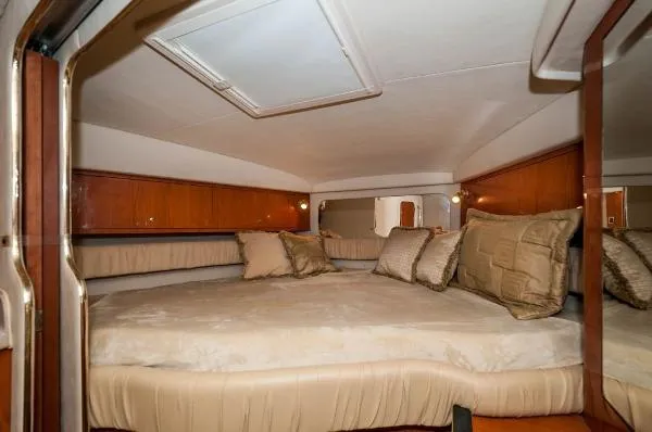 Slide: The Image of Sea Ray 34 AMBERJACK 2001 - 4