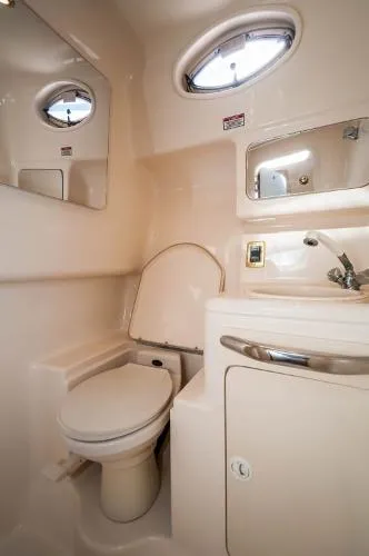 Slide: The Image of Sea Ray 34 AMBERJACK 2001 - 5