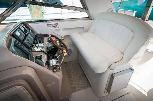 Slide: The Image of Sea Ray 34 AMBERJACK 2001 - 7