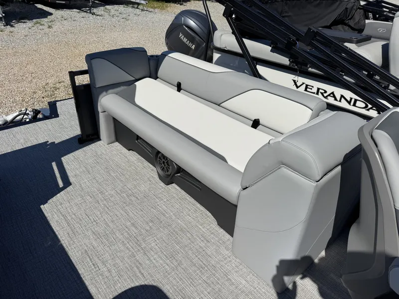 Slide: The Image of Avalon Venture 85 23 QUAD LOUNGER-140HP 2026 - 6
