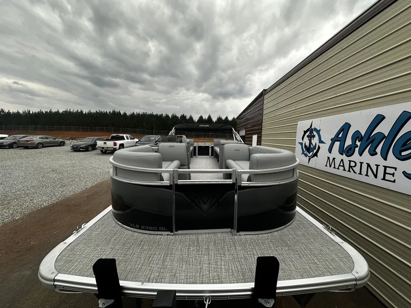 Slide: The Image of Avalon VLS 23 QUAD LOUNGER-140HP 2026 - 2