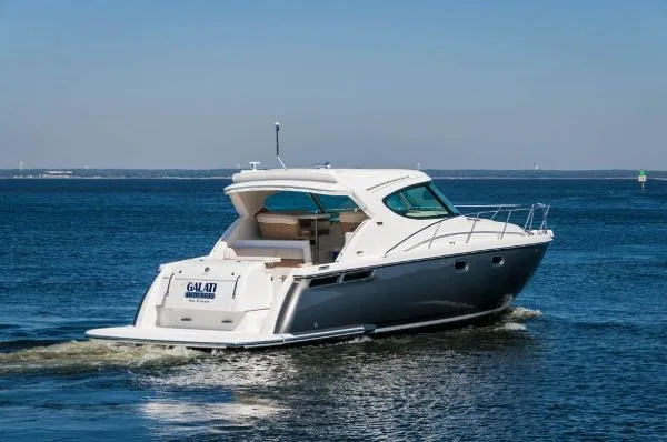 Slide: The Image of Tiara 45 Sovran (TRME-022) 2015 - 2