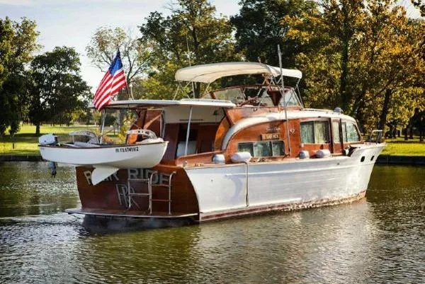 Slide: The Image of Chris-Craft 45' Flybridge Motor Yacht 1954 - 5