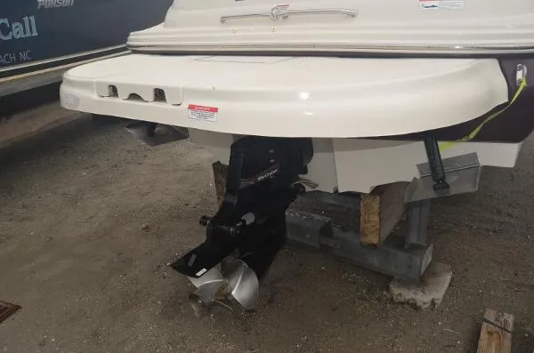 Slide: The Image of Sea Ray 240SD 2008 - 4