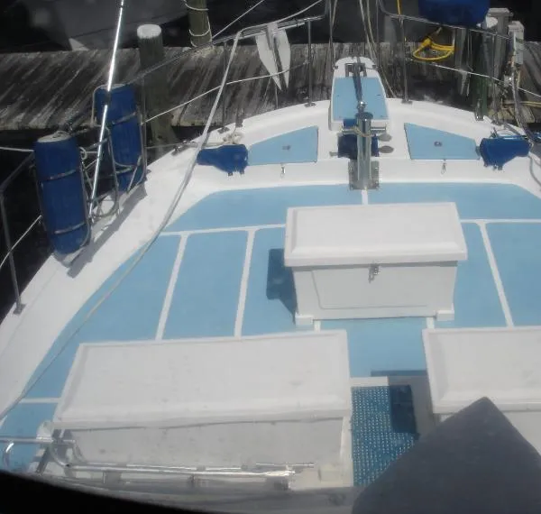 Slide: The Image of Jefferson 45 Motor Yacht 1988 - 7