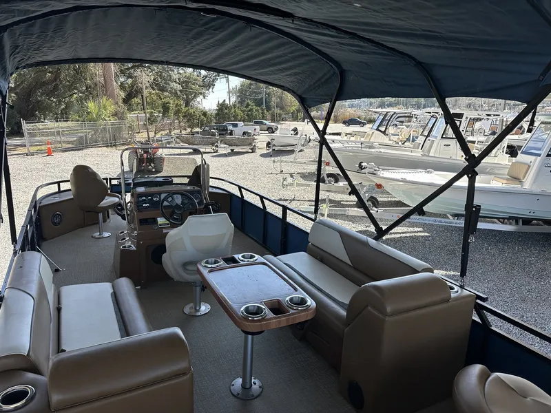 Slide: The Image of Avalon Venture 85 CCF 2385 2024 - 10