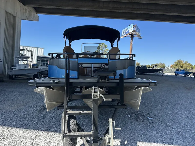 Slide: The Image of Avalon Venture 85 CCF 2385 2024 - 6