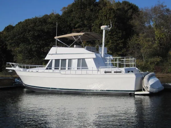 Slide: The Image of Mainship Long Range Trawler 2000 - 0