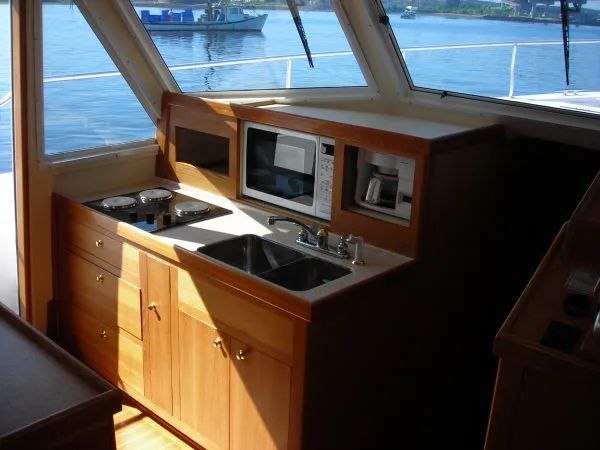 Slide: The Image of Mainship Long Range Trawler 2000 - 6