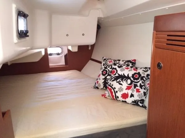 Slide: The Image of Beneteau Oceanis 31 2014 - 11
