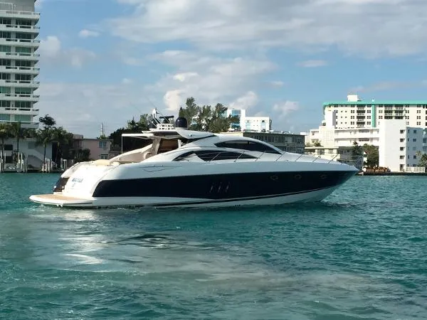 Slide: The Image of Sunseeker Predator 2006 - 0